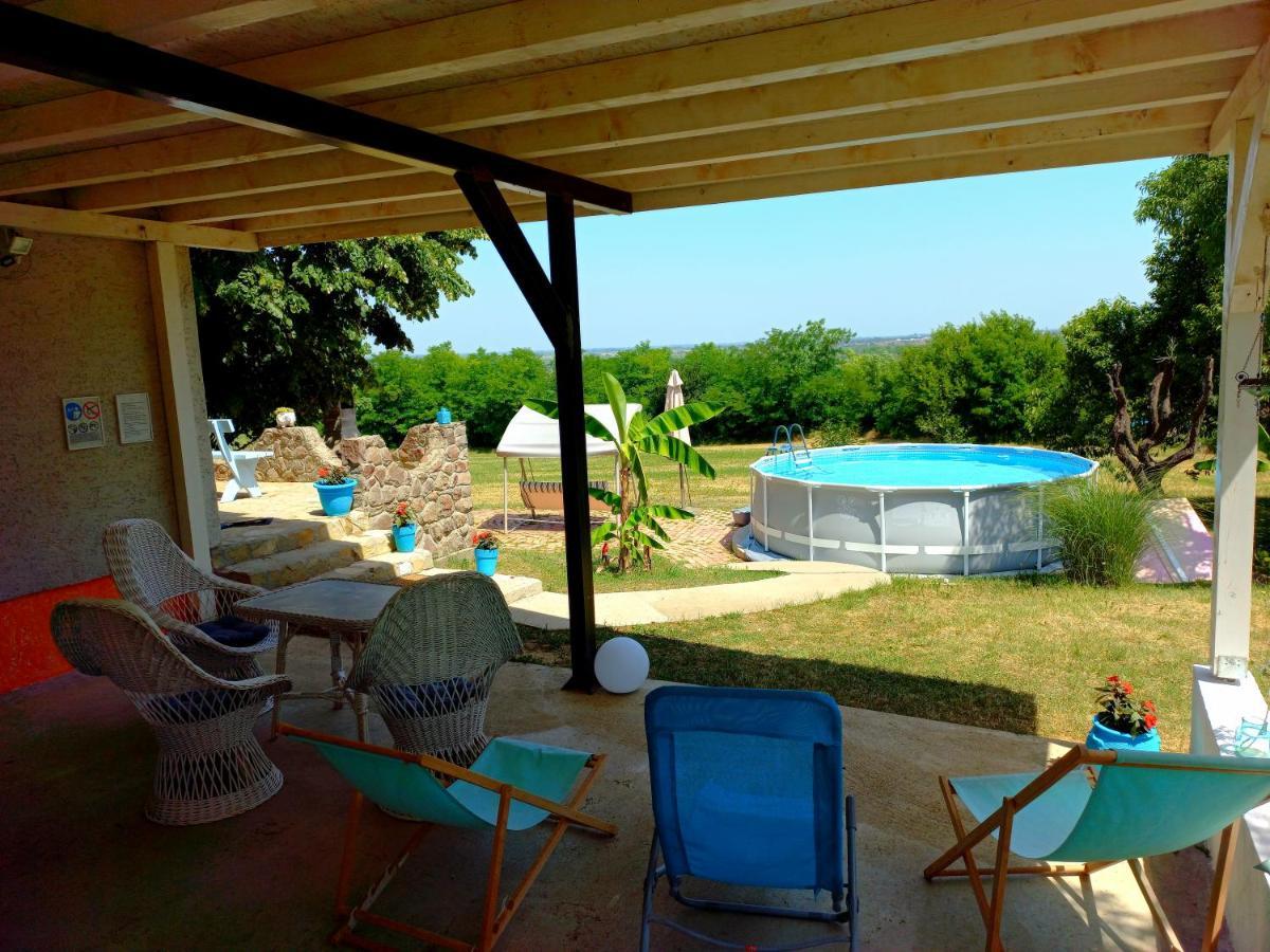 Honey Hill Apartment Fruska Gora Cerevic Екстериор снимка